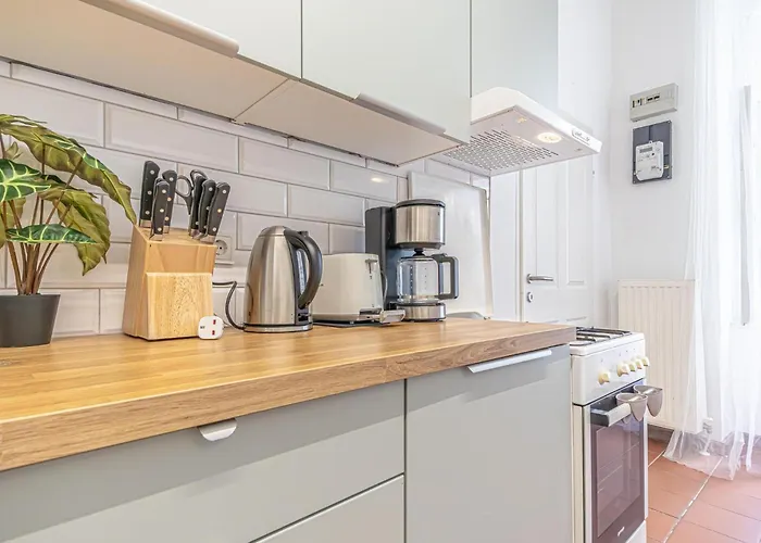 Apartamento Lovely 1br & 1lr For 5p In The Heart Of *