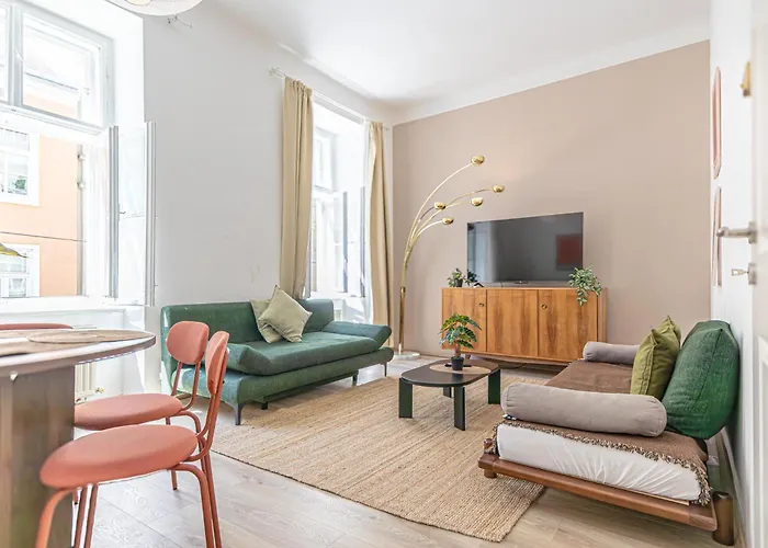 Lovely 1br & 1lr For 5p In The Heart Of Apartamento